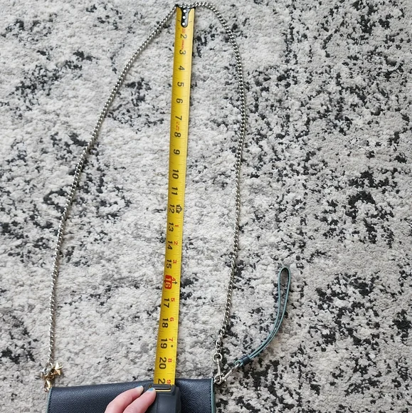 *SOLD* COACH Turnlock Crossbody Navy Saffiano Leather Chain Strap with Charm - Picture 9 of 9